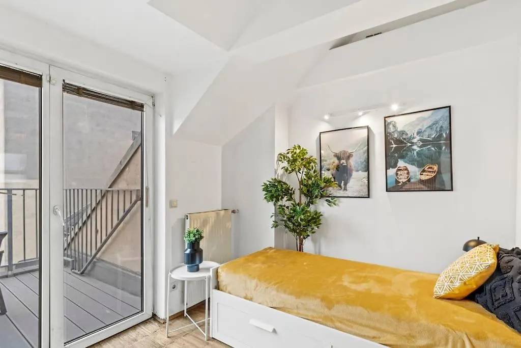 Spacious Apartment Next To Shopping Mall Viyana 0*,
